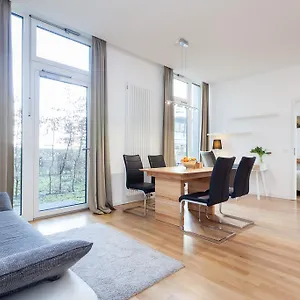 Modern In The Luxury Complex Marthashof Appartement