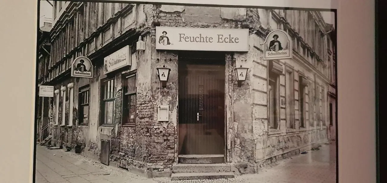 Alt-Berliner Eckkneipe - 