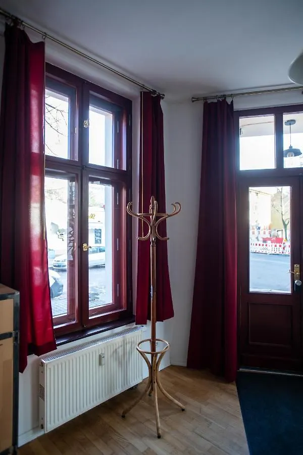 Alt-Berliner Eckkneipe - 