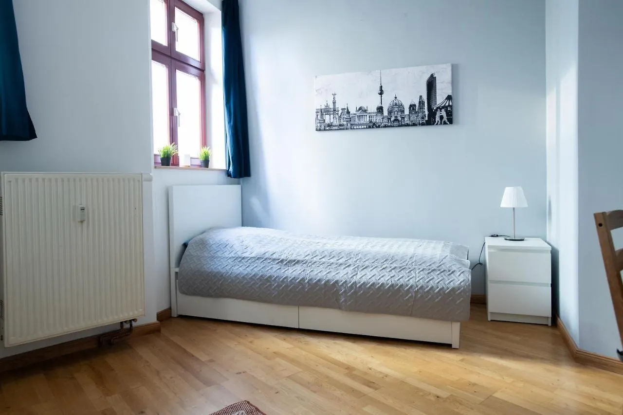 Alt-Berliner Eckkneipe - 