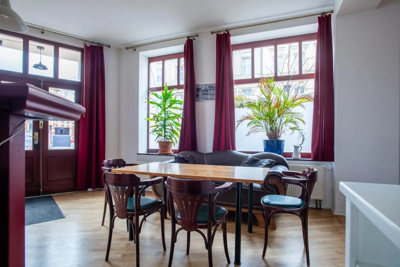 Alt-Berliner Eckkneipe - 